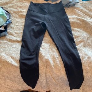Black Lululemon leggings!